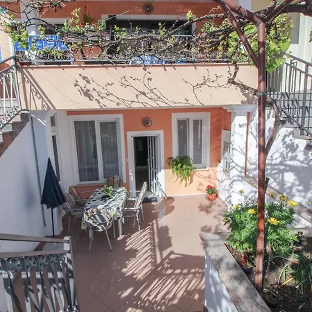 Apartments Sonja Rovinj Exterior photo