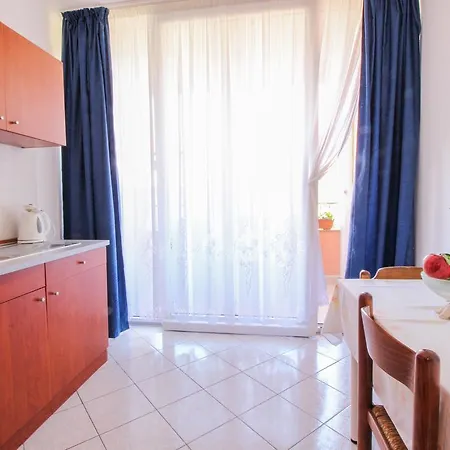 Apartments Sonja Rovinj Exterior photo