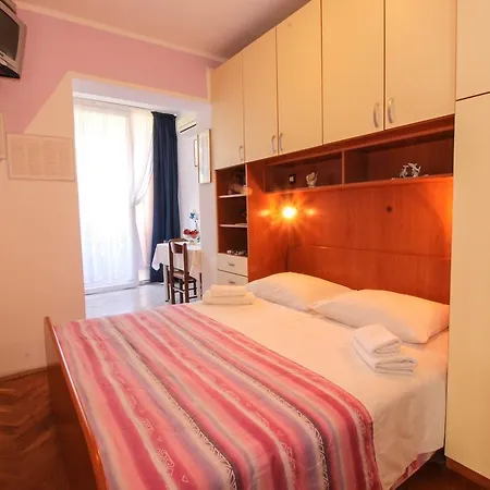 Apartments Sonja Rovinj Exterior photo