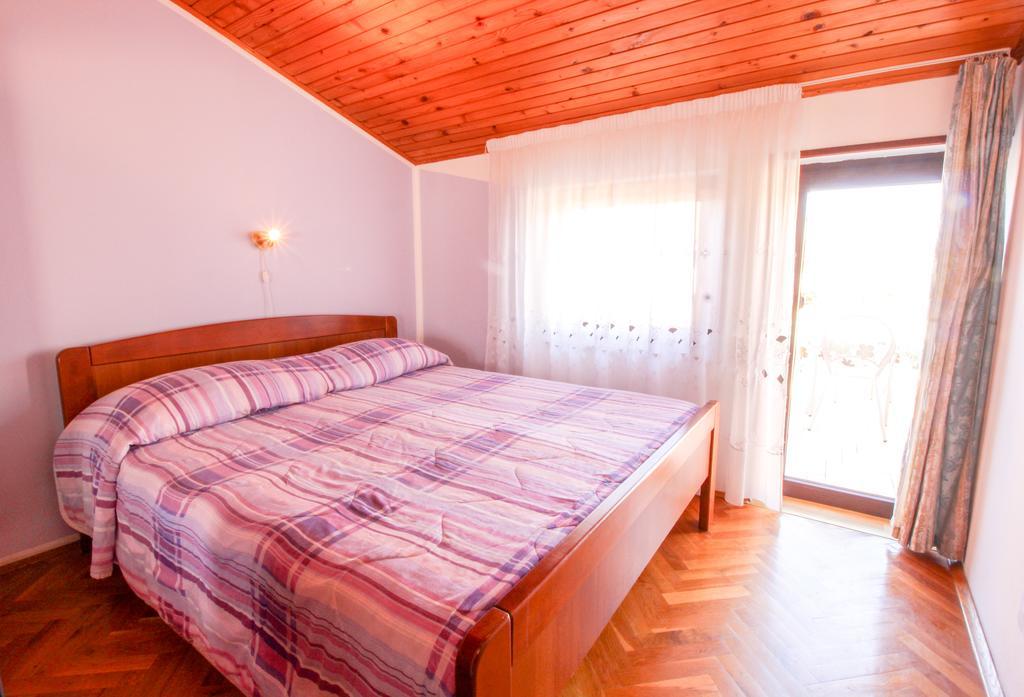 Sonja Apartment